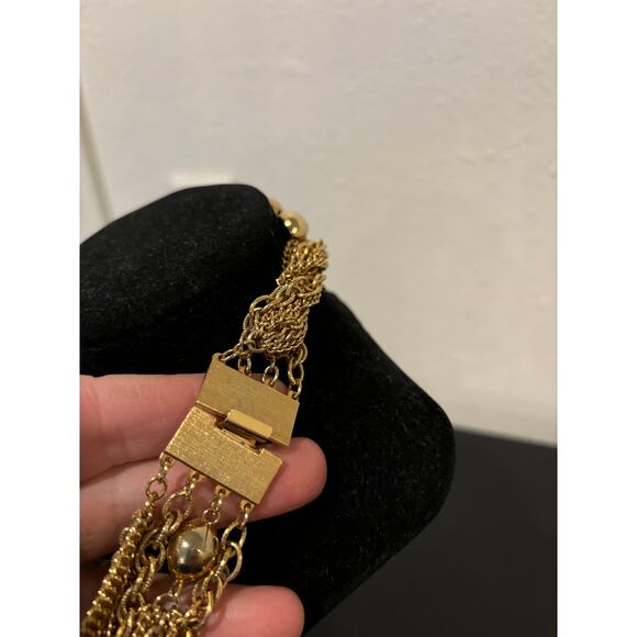 Vintage 60's Chunky Gold Tone Necklace Earrings Set Runway Bold Multi Chains - Picture 9 of 9